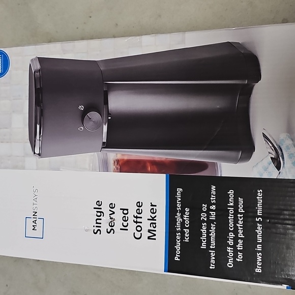 Mainstays Other - Nwt Single Serve Iced Coffee Maker With Tumbler